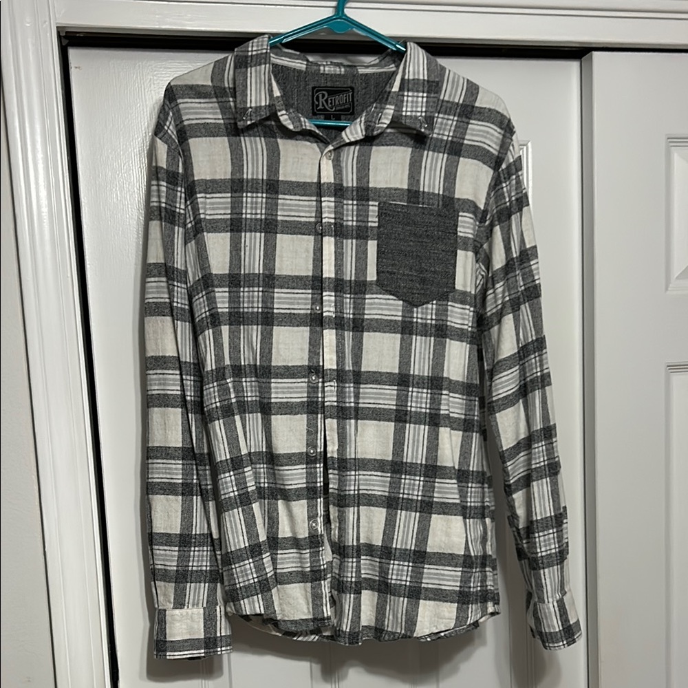 Men's Gray Plaid Shirt